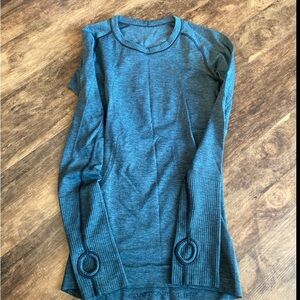 Lululemon Swiftly long sleeve